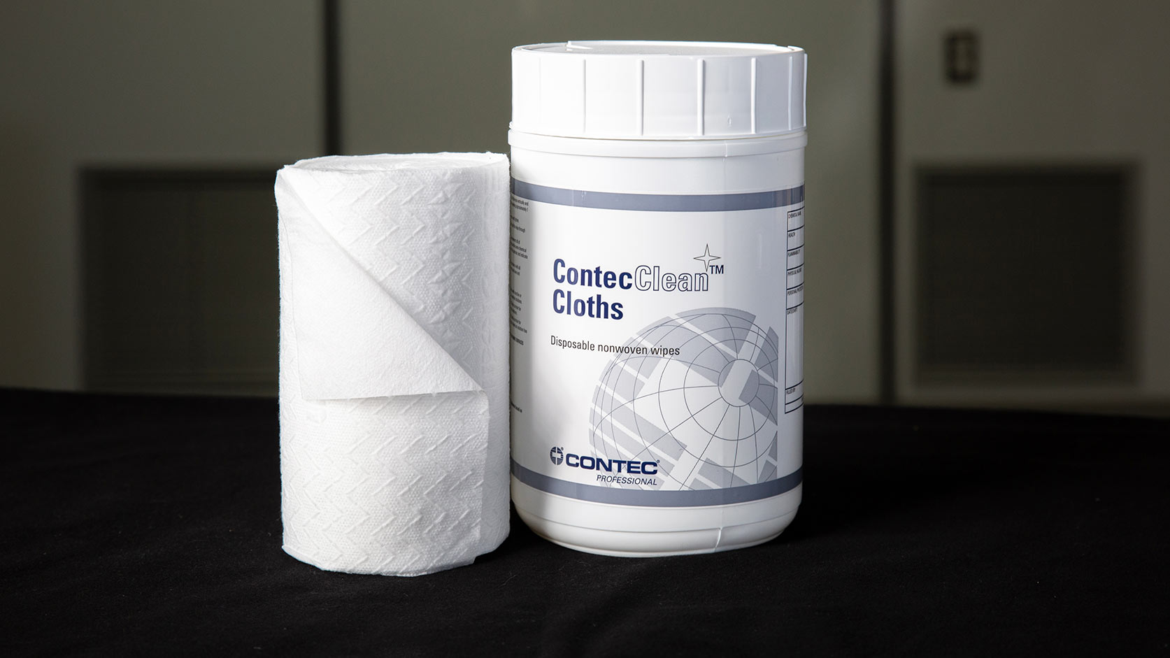 Clean Cloth Wipe 6X9 Perfed Roll 60/Roll (22 Rolls, 1 Canister/Case)