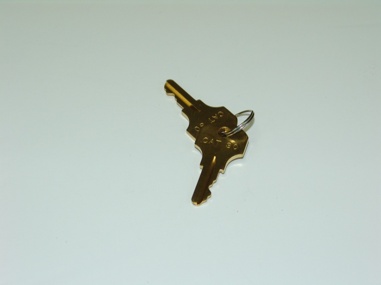REPLACEMENT KEY CAT30 